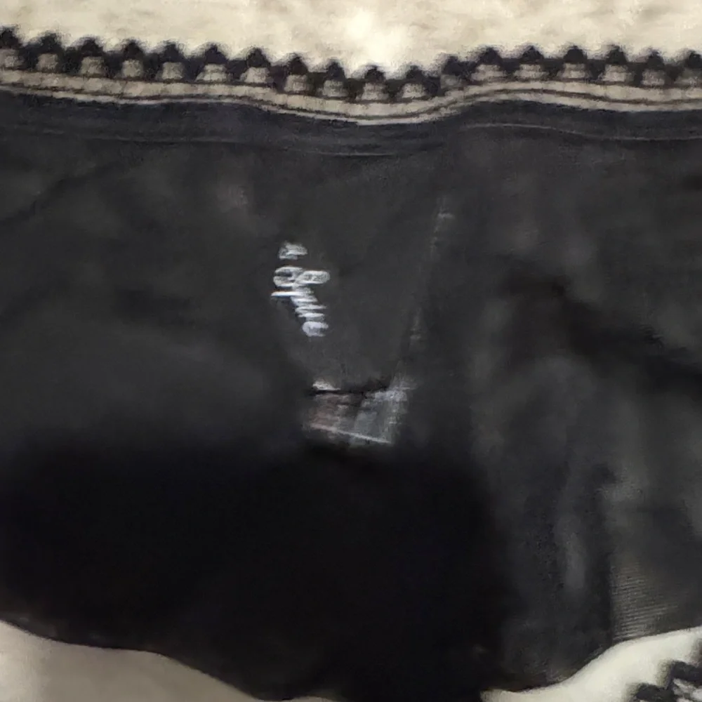 Thistle and Spire Black Lace Panties - Picture 3 of 4
